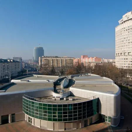 Center *